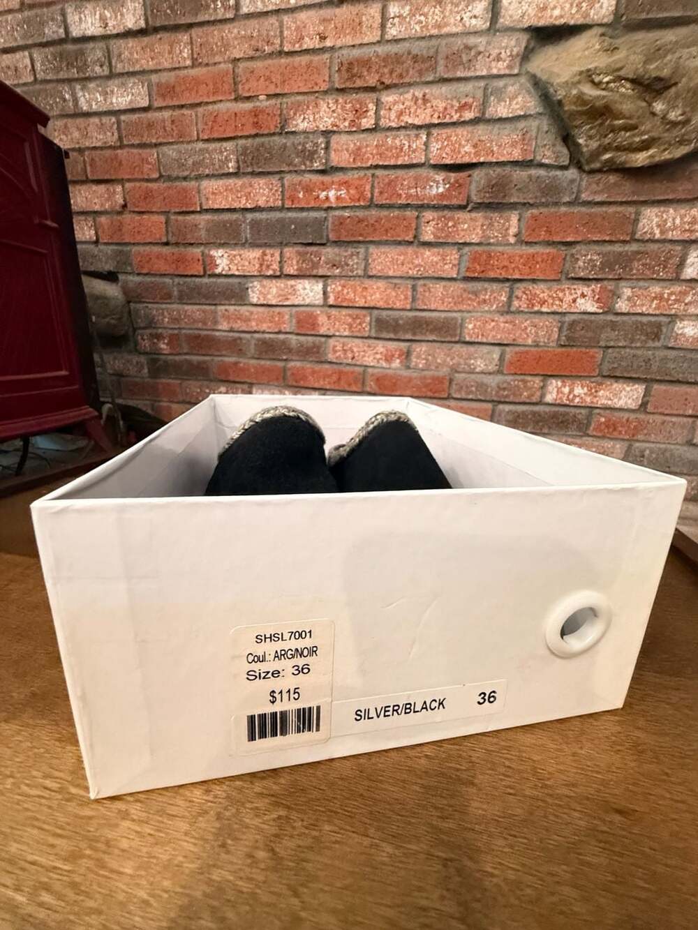 Simple Suede Clog Slippers Black Silver Size 36